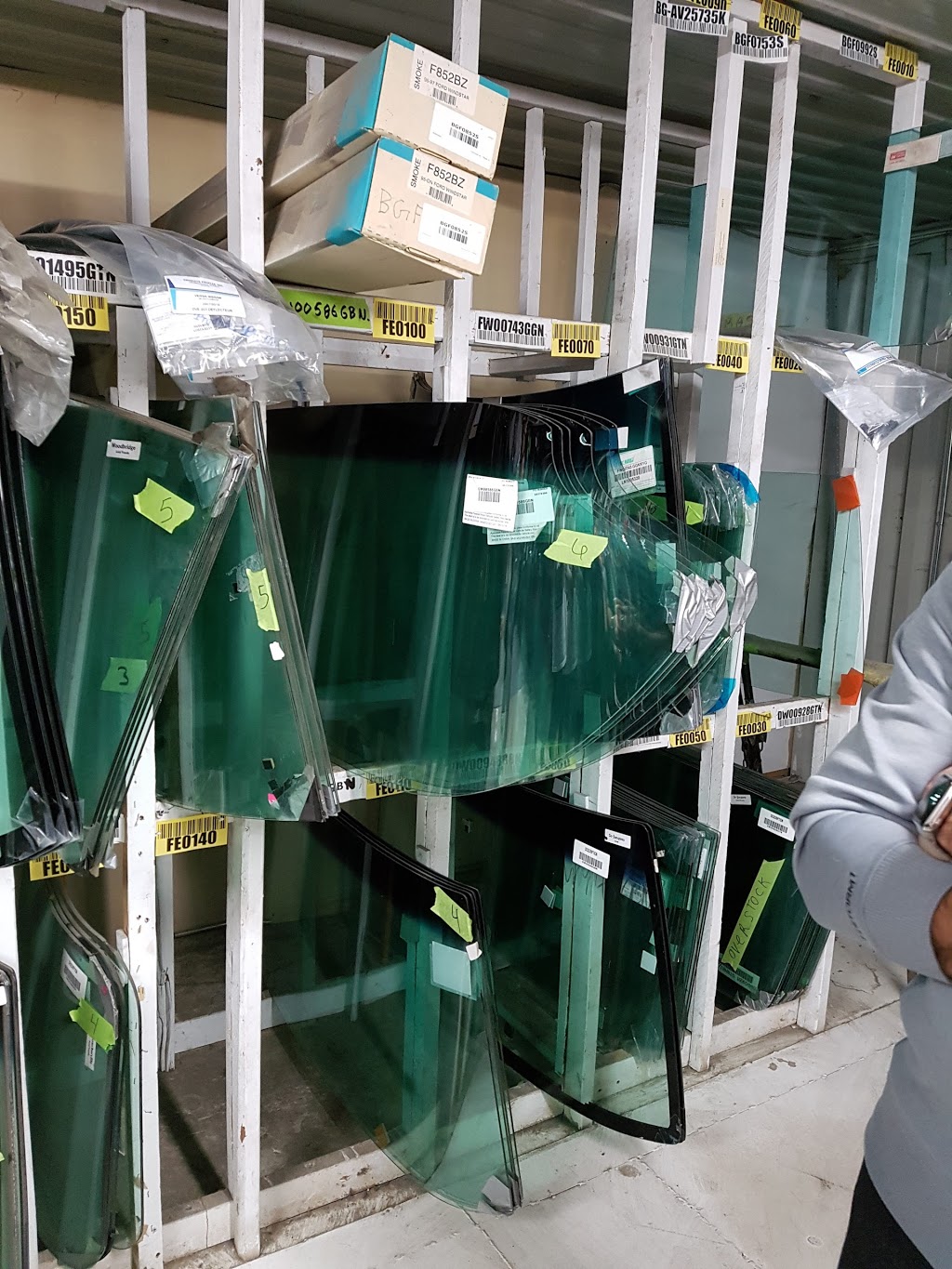 PH Vitres dAutos Inc. | 2635 Rang Saint-Joseph, Sainte-Perpétue, QC J0C 1R0, Canada | Phone: (819) 336-6660