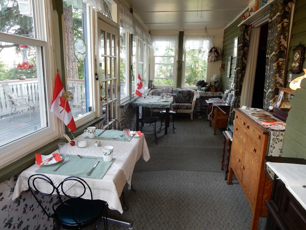 Richmond House | 4008 Pleasant Valley Rd, Vernon, BC V1T 4M2, Canada | Phone: (250) 549-1767