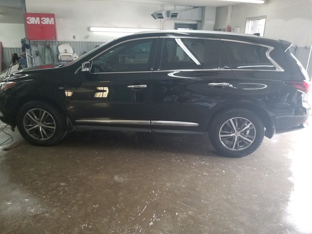 Atelier Carrosserie 2000 Inc | 211 QC-343, Saint-Ambroise-de-Kildare, QC J0K 1C0, Canada | Phone: (450) 753-5211