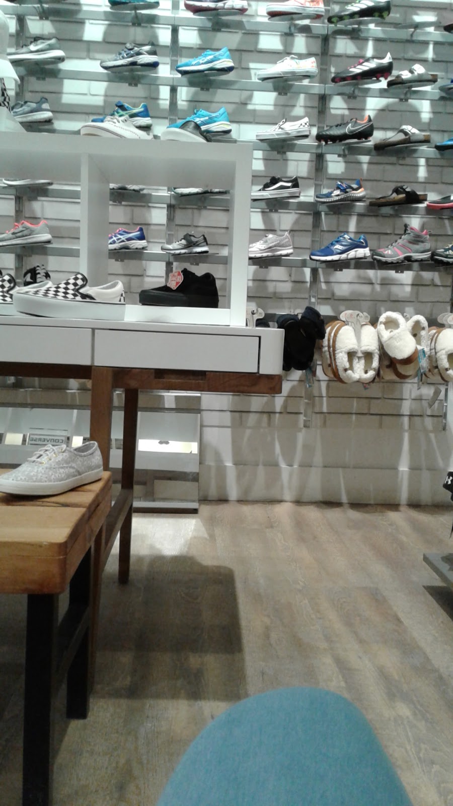 Sporting Life | Lansdowne Park, 125 Marché Way, Ottawa, ON K1S 3W7, Canada | Phone: (613) 216-6000