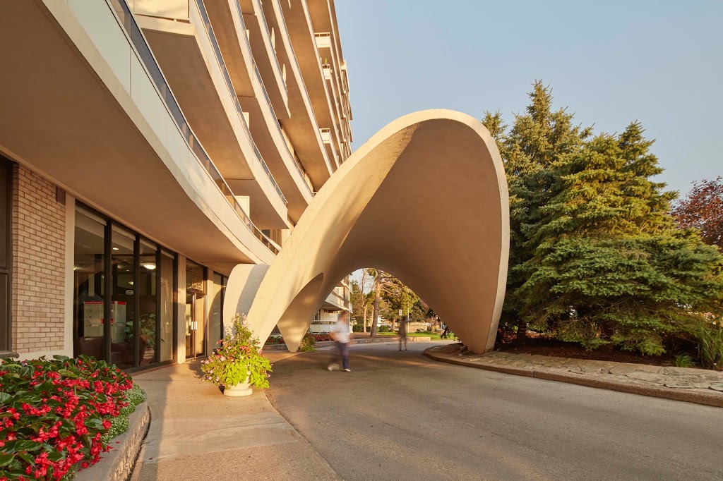 Applewood on the Park | 1177 Bloor St, Mississauga, ON L4Y 2N9, Canada | Phone: (289) 401-1454