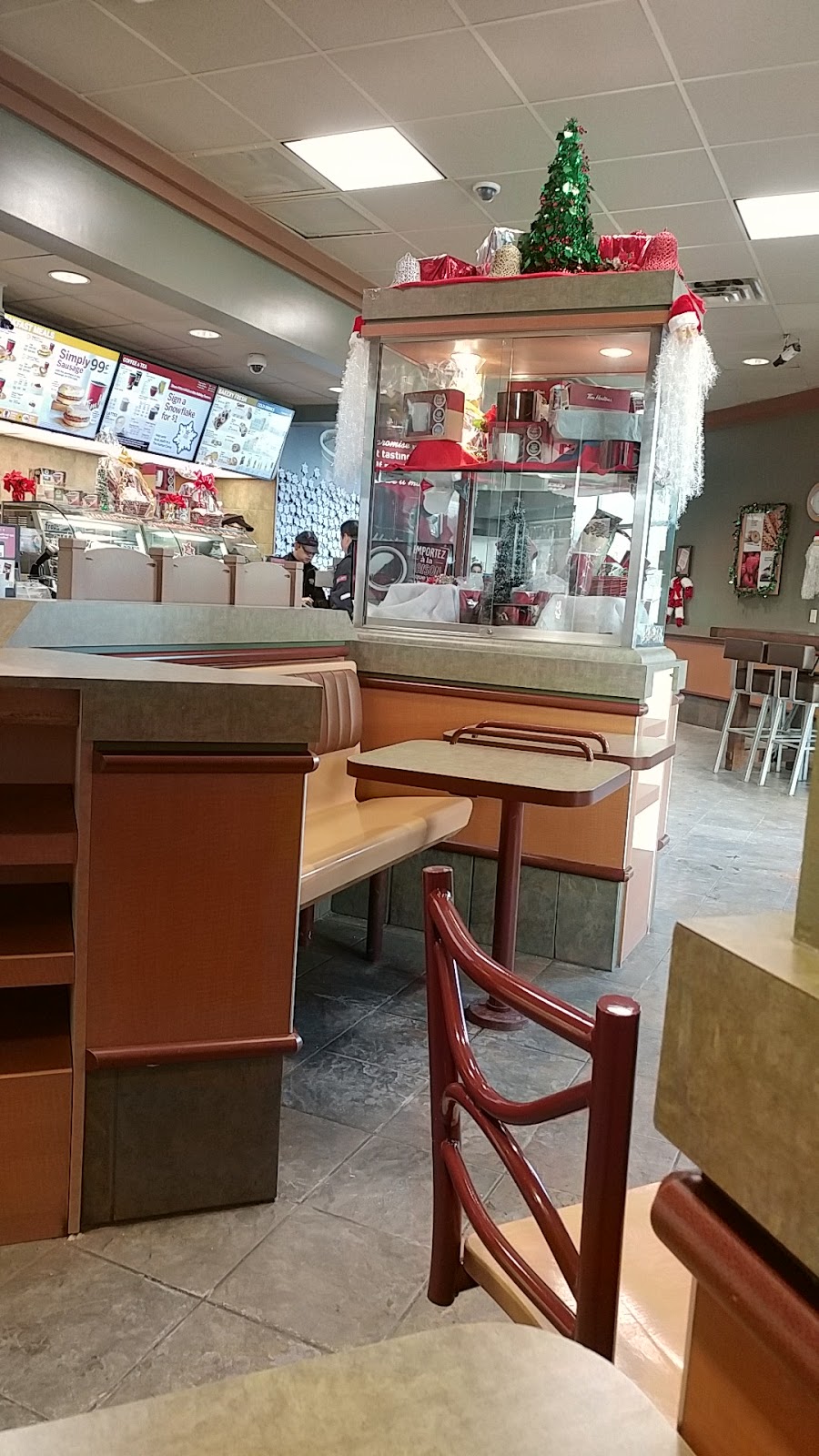 Tim Hortons | 1785 Lakeshore Rd W, Mississauga, ON L5J 1J6, Canada | Phone: (905) 855-5068