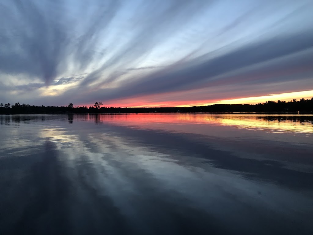 Rockside Cabins | 4674 Peterborough County Rd 36, Buckhorn, ON K0L 1J0, Canada | Phone: (705) 715-2111