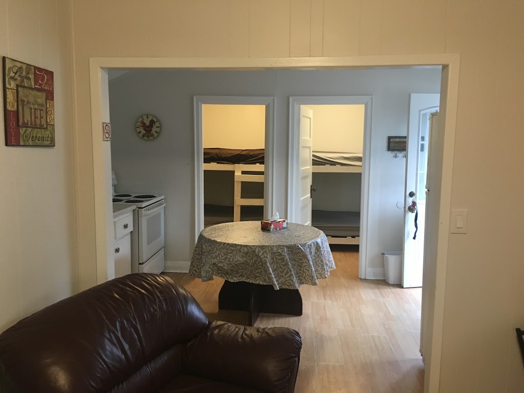 Wasaga Bridge Cottages | 5 River Rd E, Wasaga Beach, ON L9Z 2L1, Canada | Phone: (647) 202-7562