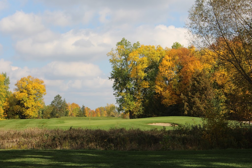 Lindsay Golf and Country Club | 282 Lindsay St S, Lindsay, ON K9V 4R5, Canada | Phone: (705) 328-2258