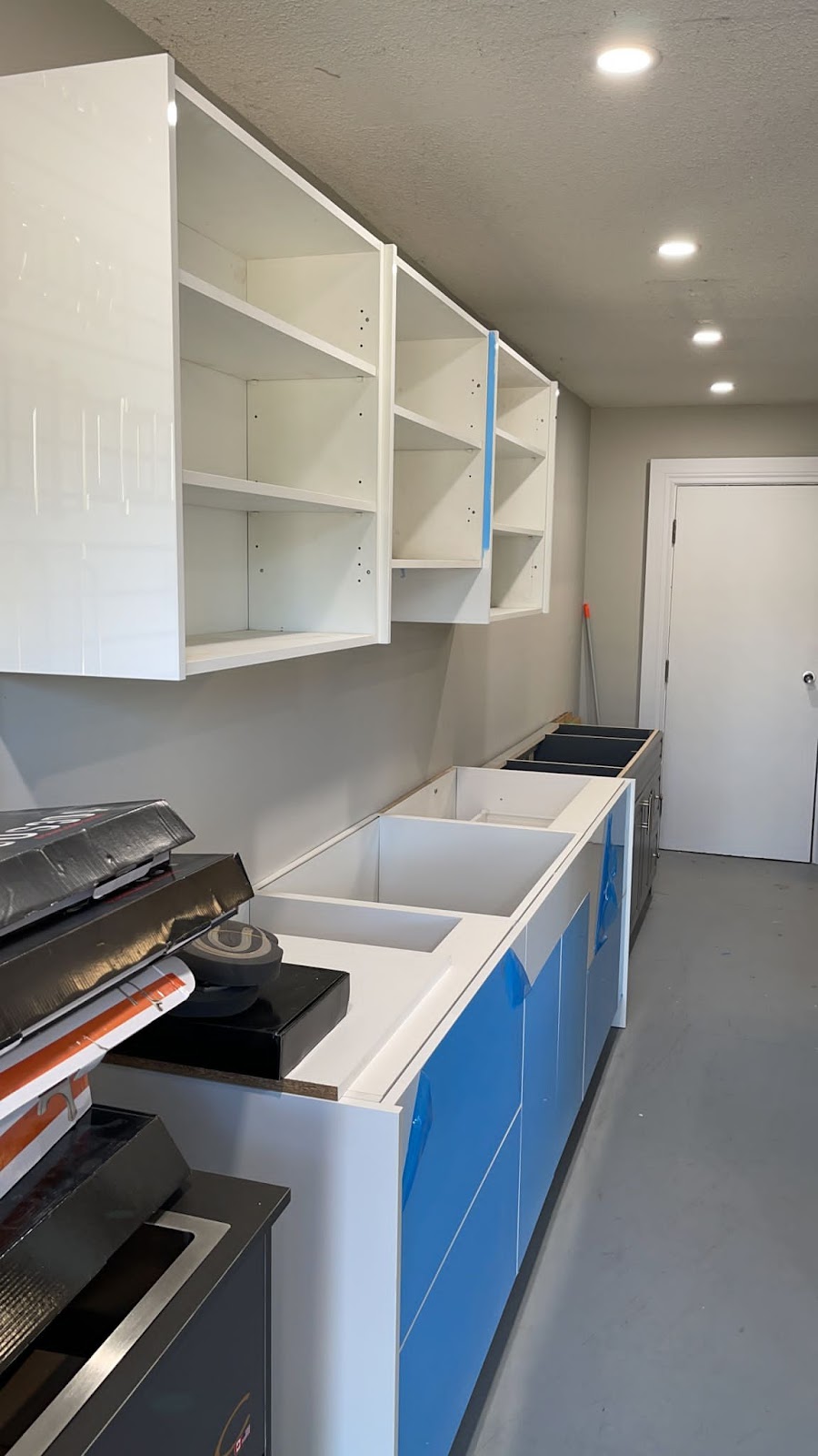 AMRO Kitchen Cabinets London | 3392 Wonderland Rd S building#7 unit#2, London, ON N6L 1J9, Canada | Phone: (226) 998-2269