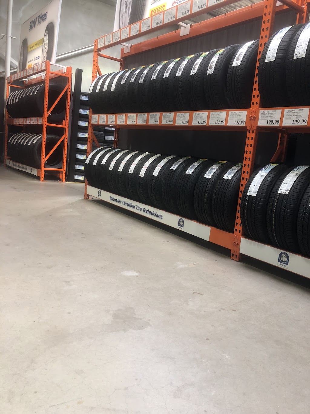 Costco Tire Center | 50 Queen Elizabeth Blvd, Etobicoke, ON M8Z 1L9, Canada | Phone: (416) 251-2832
