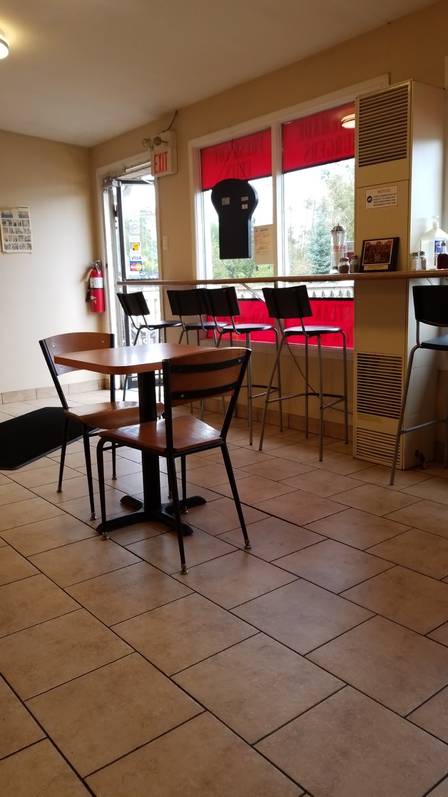 Johnny Burger | 847 Innisfil Beach Rd, Innisfil, ON L9S 1Y8, Canada | Phone: (705) 431-2218