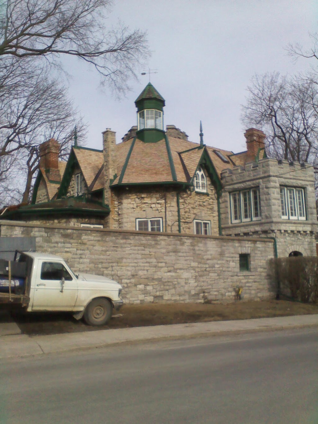 Robert Pensa Roofing | 1025 Hanna Rd, Maberly, ON K0H 2B0, Canada | Phone: (613) 812-7633