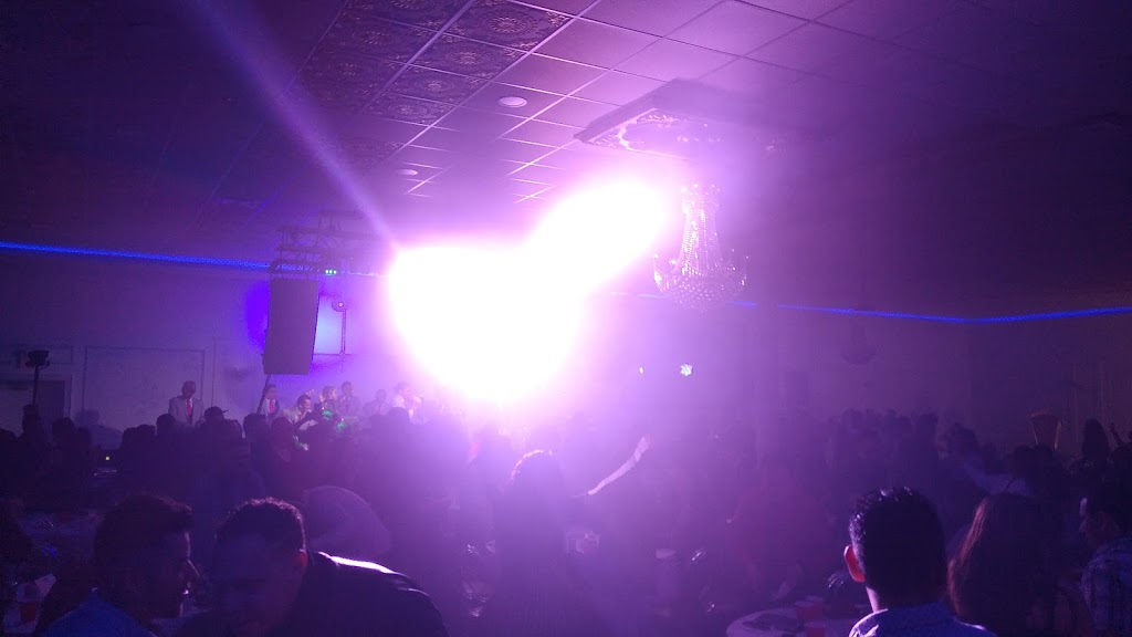 Royal King Banquet Hall | 181 Rexdale Blvd, Etobicoke, ON M9W 1R2, Canada | Phone: (416) 740-9360