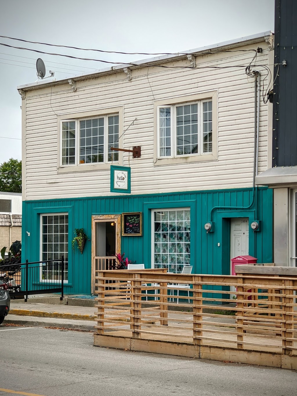 HelloBonjour | 283 Wellington Main St, Wellington, ON K0K 3L0, Canada | Phone: (343) 749-0444
