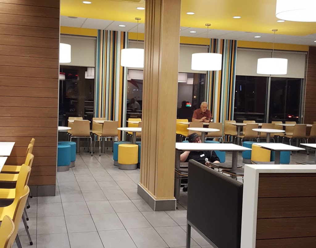 McDonalds | 507 Norwich Ave, Woodstock, ON N4S 9A2, Canada | Phone: (519) 539-4475