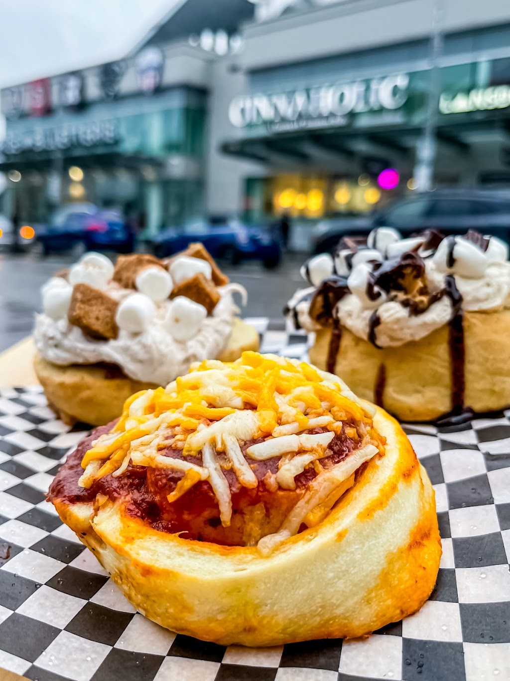 Cinnaholic | 900 Exhibition Way Unit 102, Ottawa, ON K1S 5J3, Canada | Phone: (613) 563-2867