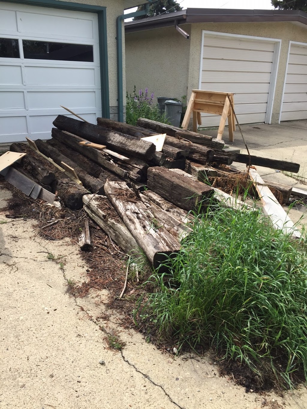 Junk 4 Good | 12916 170 St NW, Edmonton, AB T5V 0B4, Canada | Phone: (844) 586-5446