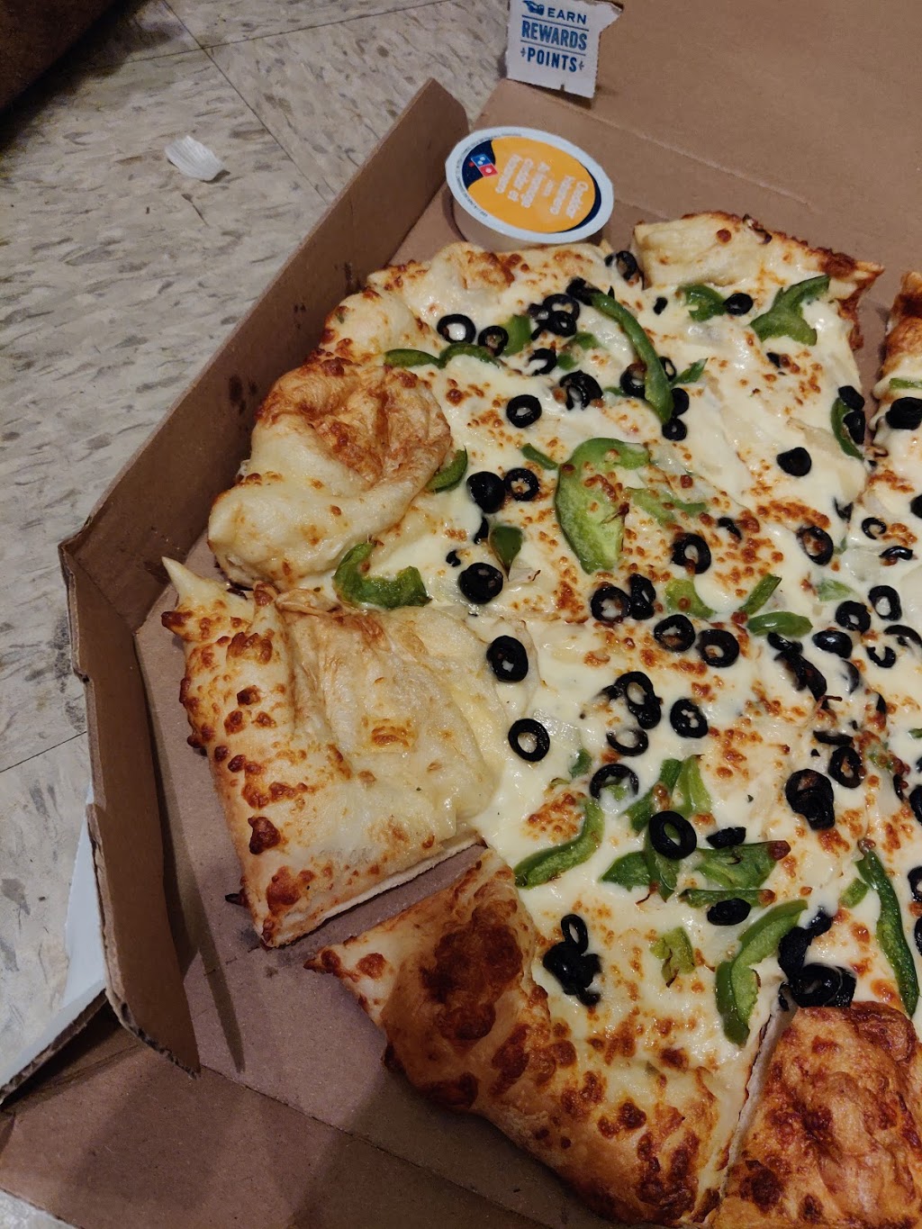 Dominos | 655 Fairway Road South Building B Unit B4B, Kitchener, ON N2C 1X4, Canada | Phone: (519) 804-1212