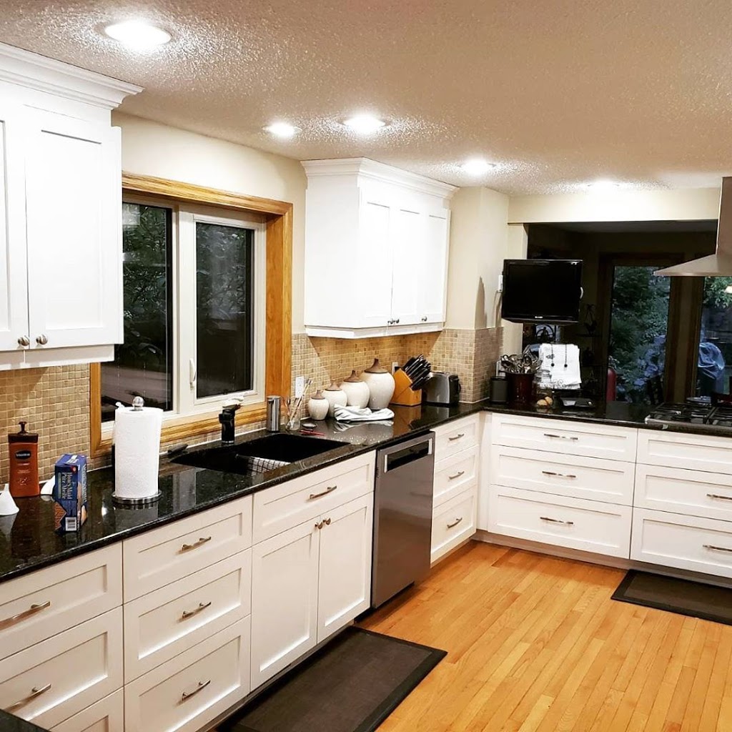 Bright Home | Huntington Park Bay NW, Calgary, AB T2K 5H5, Canada | Phone: (403) 383-9433