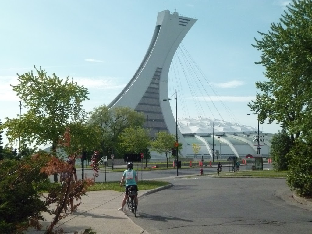 Stade Olymlique | 5250 Rue Jarry E, Saint-Léonard, QC H1R 3A9, Canada