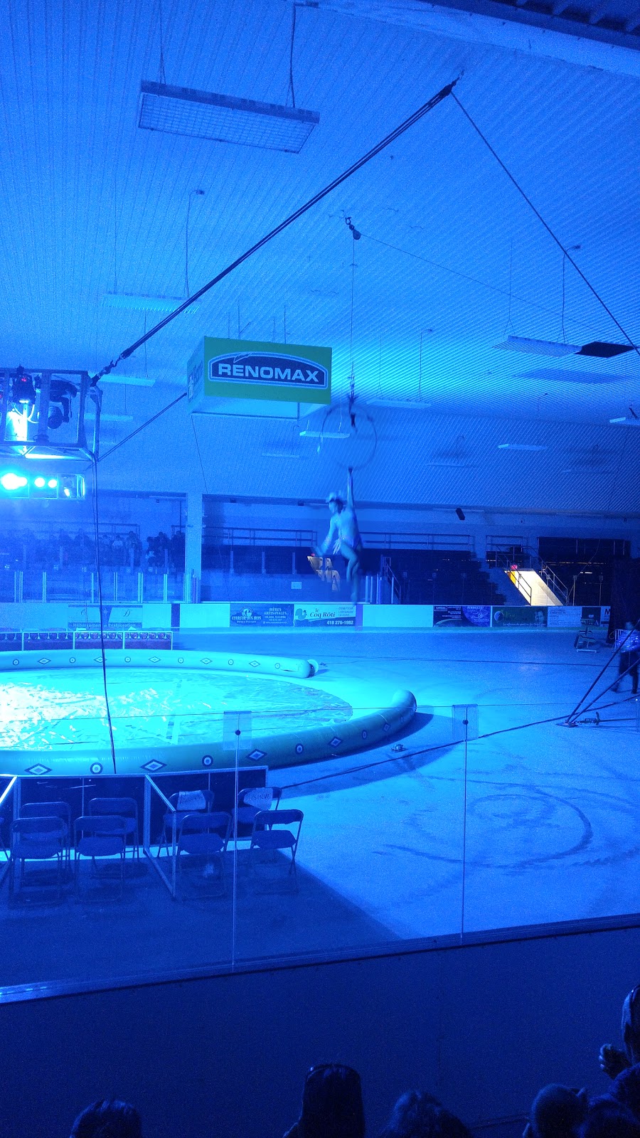 Sports Complex Desjardins De Dolbeau-Mistassini | 1032 Rue des Érables, Dolbeau-Mistassini, QC G8L 1C1, Canada | Phone: (418) 276-0160