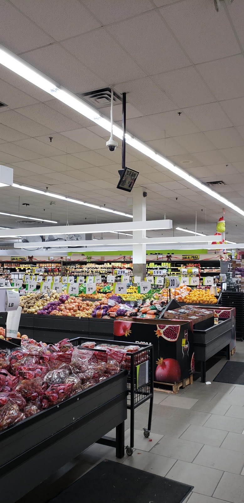 FreshCo | 1151 Dundas St W, Mississauga, ON L5C 1C4, Canada | Phone: (905) 896-4516