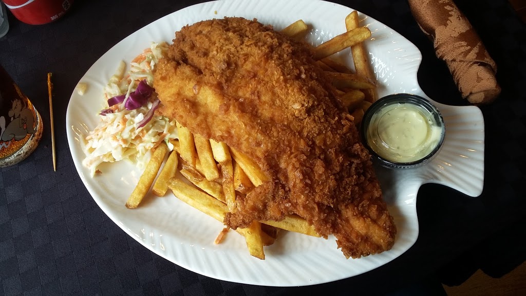 Off The Hook Cookhouse | 104 Government Wharf Rd, Eastern Passage, NS B3G 1G3, Canada | Phone: (902) 465-3484