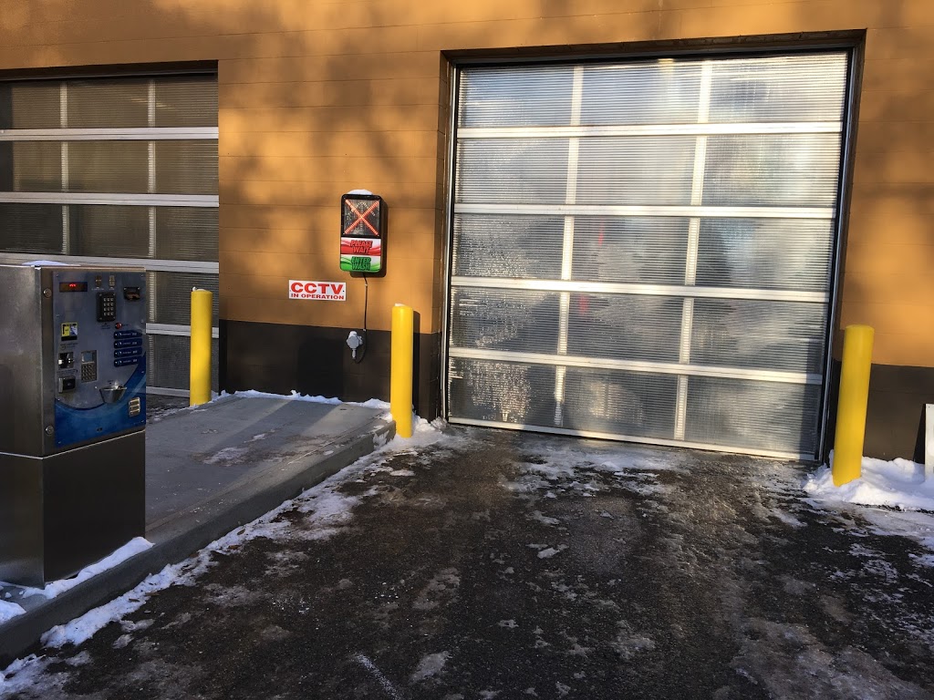 Hotshot Touchless Car Wash | 11335 Kingsway NW #103, Edmonton, AB T5G 0X3, Canada | Phone: (780) 974-8990