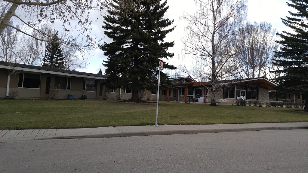 Mayfair Care Centre | 8240 Collicutt St SW, Calgary, AB T2V 2X1, Canada | Phone: (403) 252-4445