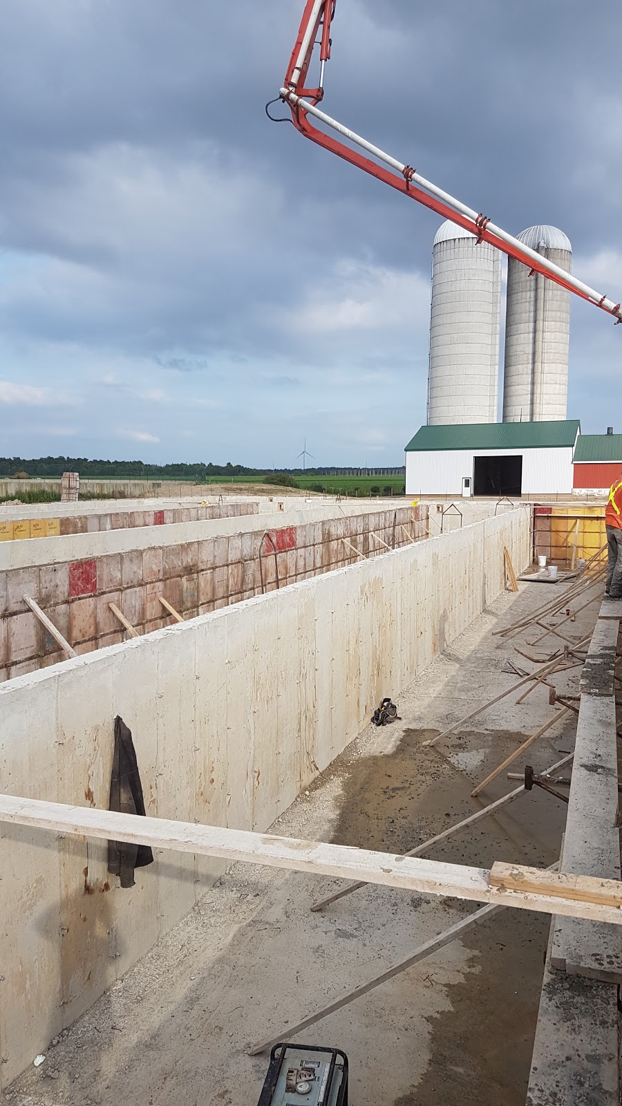 Full Tilt Concrete Forming Ltd. | 9065 Arkona Rd, Lambton Shores, ON N0M 2N0, Canada | Phone: (519) 333-8911
