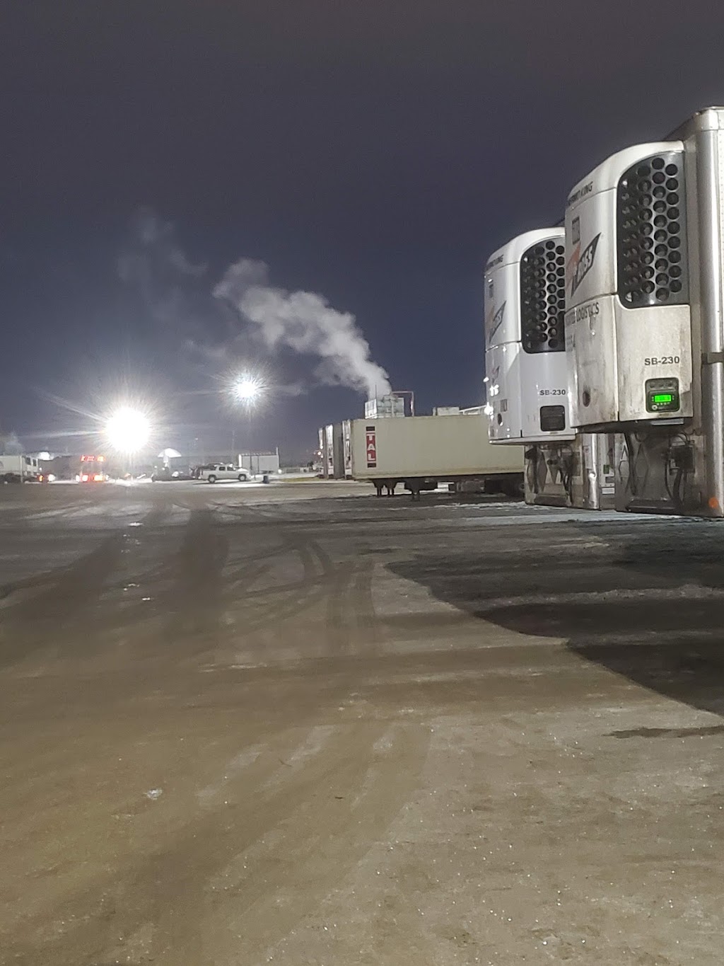 Versacold Logistic Services | 200 Dawson Rd N, Winnipeg, MB R2J 0S7, Canada | Phone: (204) 233-0237