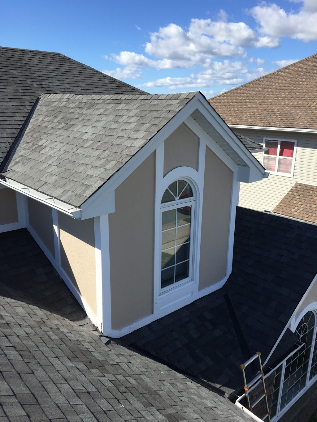KY ROOFING LTD. | 97 Canongate Trail, Scarborough, ON M1V 2Y7, Canada | Phone: (647) 673-8890
