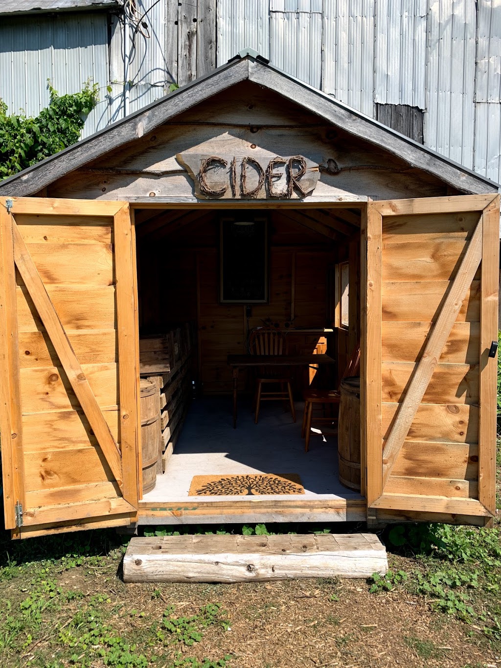 Grey & Gold Cider | 788171, Grey County Rd 13, Clarksburg, ON N0H 1J0, Canada | Phone: (416) 821-6751