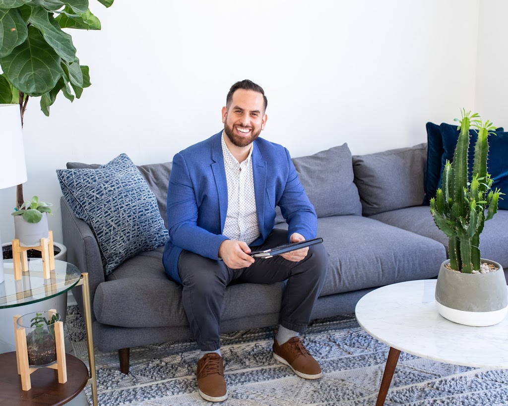 Justin the Therapist | 34 Village Centre Pl Unit 201, Mississauga, ON L4Z 1V9, Canada | Phone: (365) 300-5056