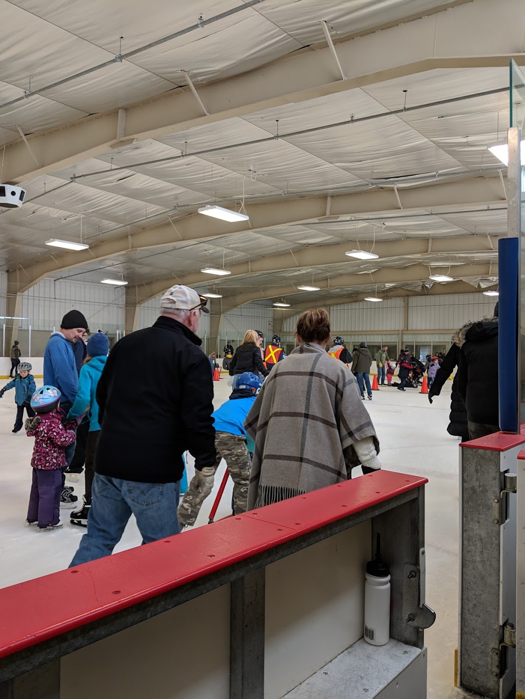 Dufferin Lions Arena | 15 Oak St, Stratford, ON N5A 2G2, Canada | Phone: (519) 271-8860