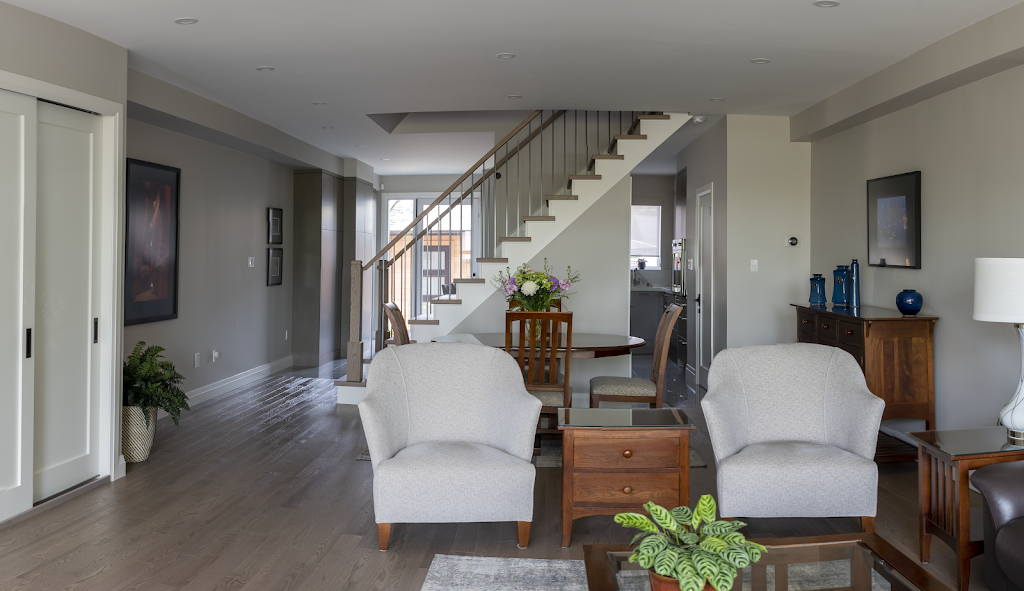 TOMDEA | 3744 St Clair Ave E #606, Scarborough, ON M1M 1T8, Canada | Phone: (647) 786-6107