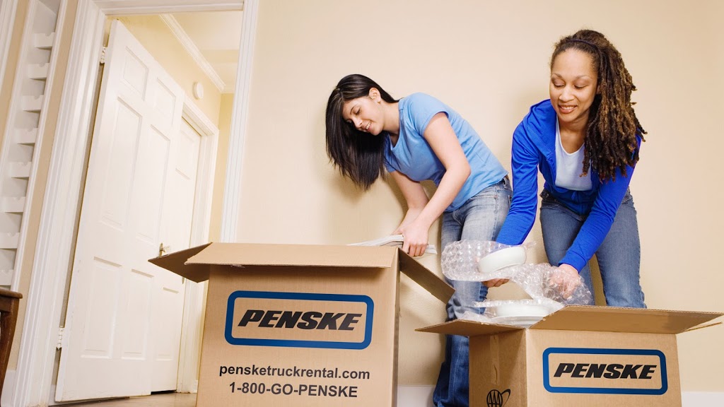 Penske Truck Rental | 15 McCallum Pl, Keene, ON K0L 2G0, Canada | Phone: (705) 990-0894