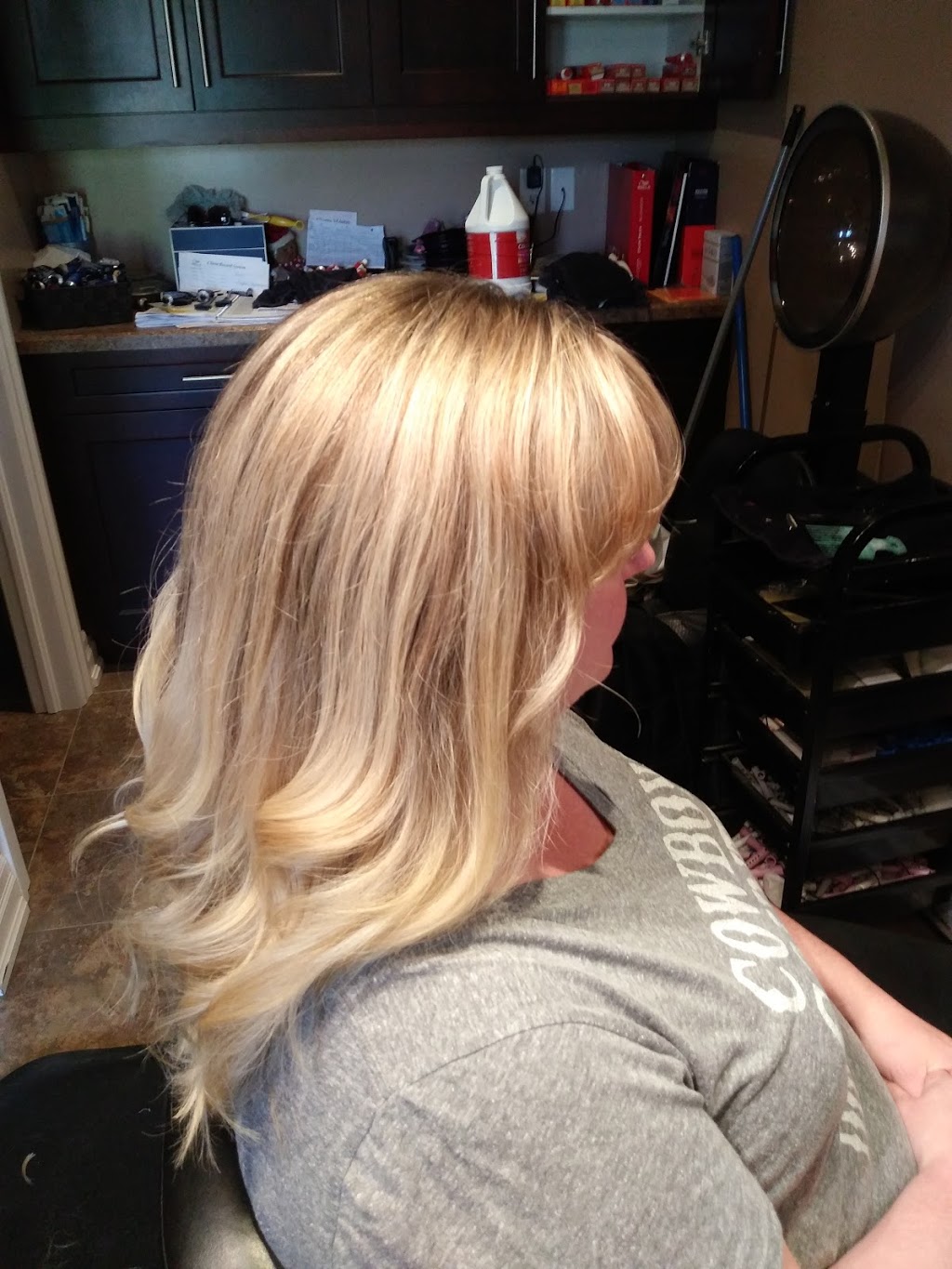 Northernlights Hair Studio | 965 Nantyr Dr, Innisfil, ON L9S 1S7, Canada | Phone: (705) 431-2899