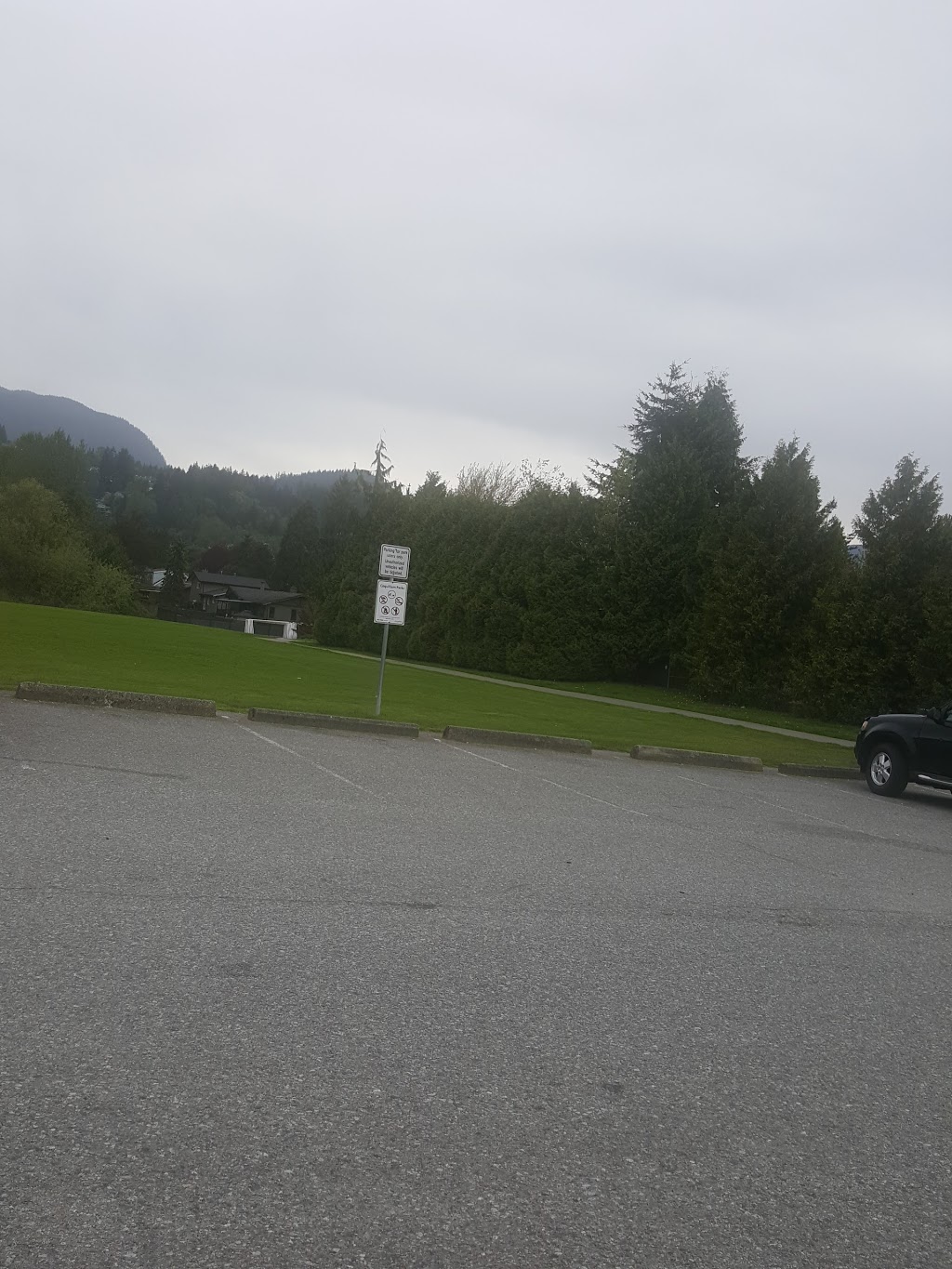 Eagle Ridge Park | 2635 Runnel Dr, Coquitlam, BC V3E 1S3, Canada | Phone: (604) 927-3000