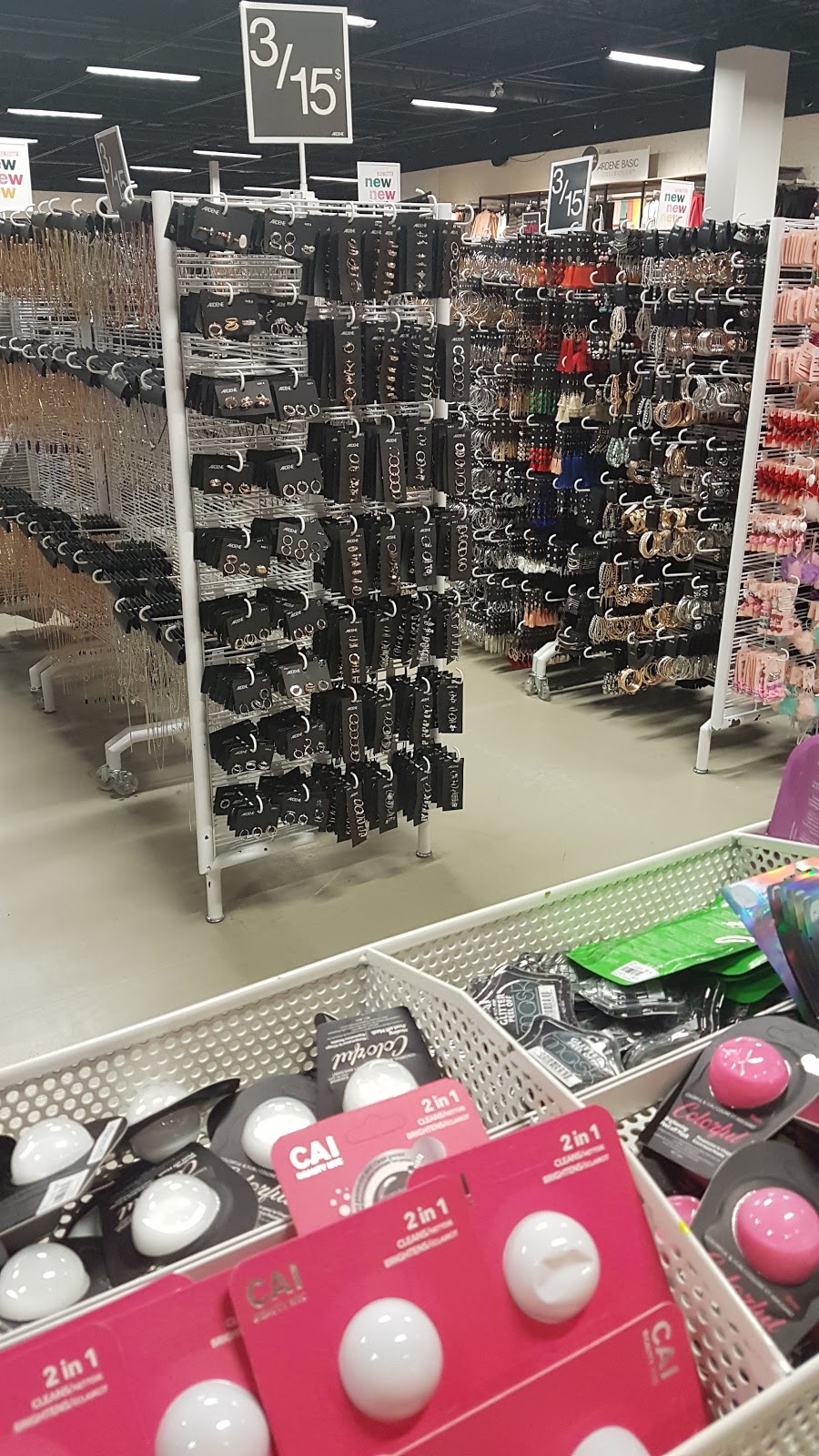 Ardene | 70 McLeod Ave #118, Spruce Grove, AB T7X 3C7, Canada | Phone: (587) 918-0003