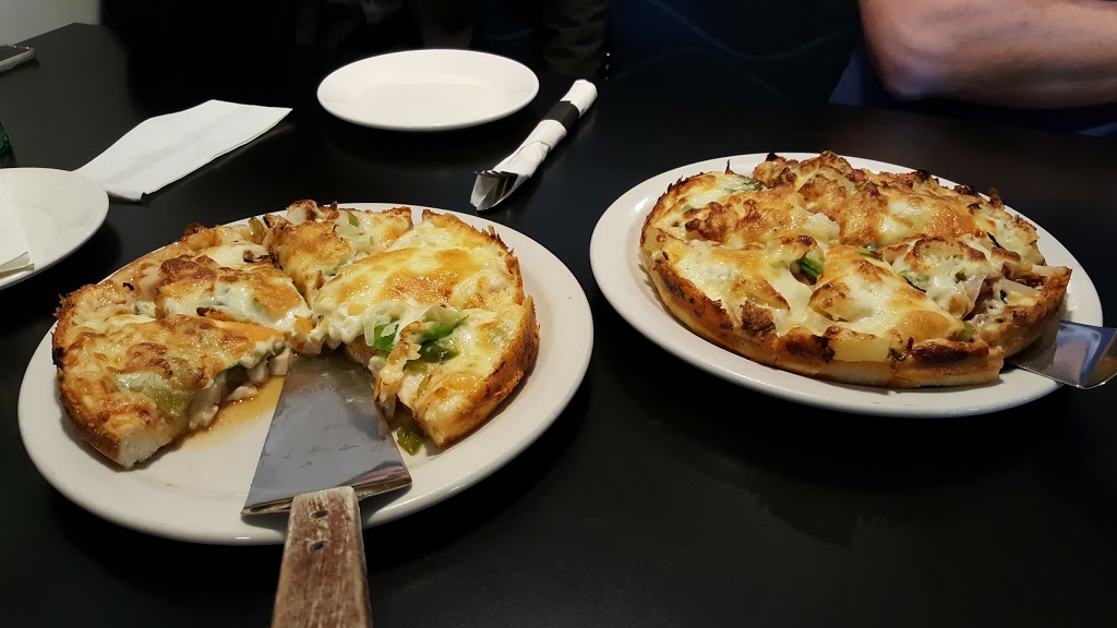 Juliana Pizza & Lounge | 5064 4 Ave, Regina, SK S4T 0J6, Canada | Phone: (306) 543-1221