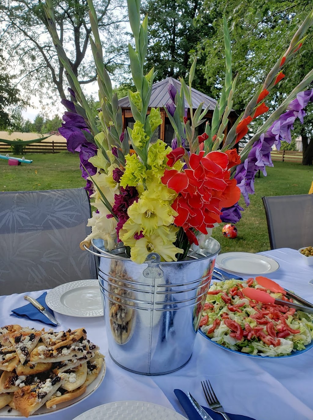 Jardin des glaïeuls | 1340 Chemin de la Bataille N, La Prairie, QC J5R 0K8, Canada | Phone: (514) 706-1431