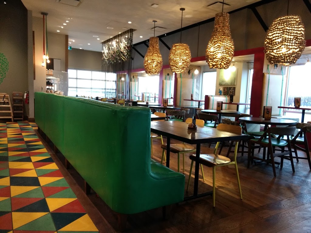 Nandos Oakville | 2379 Trafalgar Rd Unit C5 Trafalgar, Oakville, ON L6H 6K7, Canada | Phone: (289) 725-7747