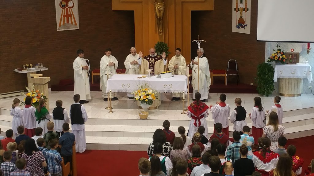 Holy Trinity Croatian | 2110 Trafalgar Rd, Oakville, ON L6H 7H2, Canada | Phone: (905) 842-2386