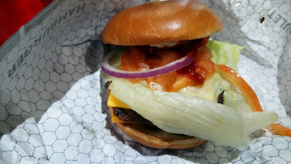 Wendys | 20201 Lougheed Hwy Unit 100, Maple Ridge, BC V2X 2P6, Canada | Phone: (604) 460-8183