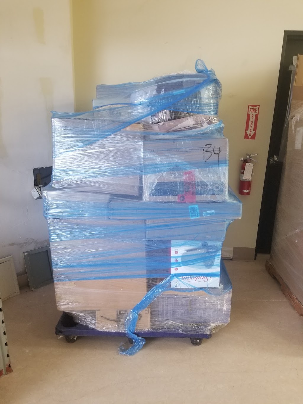 Liquidation Max Inc. Wholesale Liquidation & Online Auctions | 423 Consortium Ct, London, ON N6E 2S8, Canada | Phone: (226) 503-3500