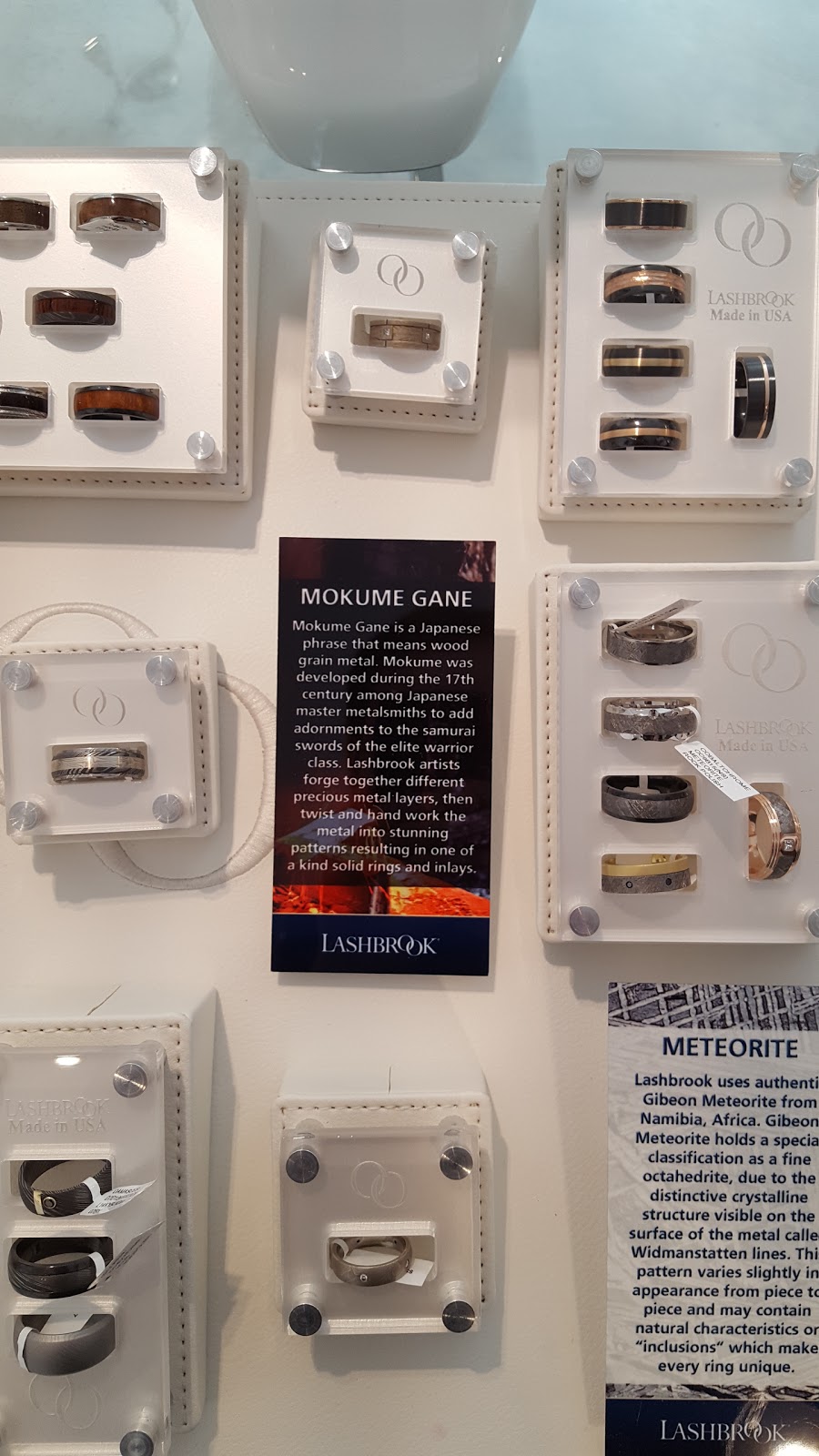 Mokada Custom Jewelry Design Studio | 530 Waterfront Dr #1, Winnipeg, MB R3B 0N4, Canada | Phone: (204) 415-5220