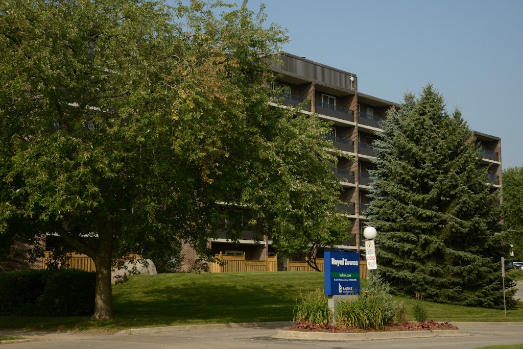 Royal Towne Apartments | 87 Westwood Rd, Guelph, ON N1H 6Y8, Canada | Phone: (519) 836-8920