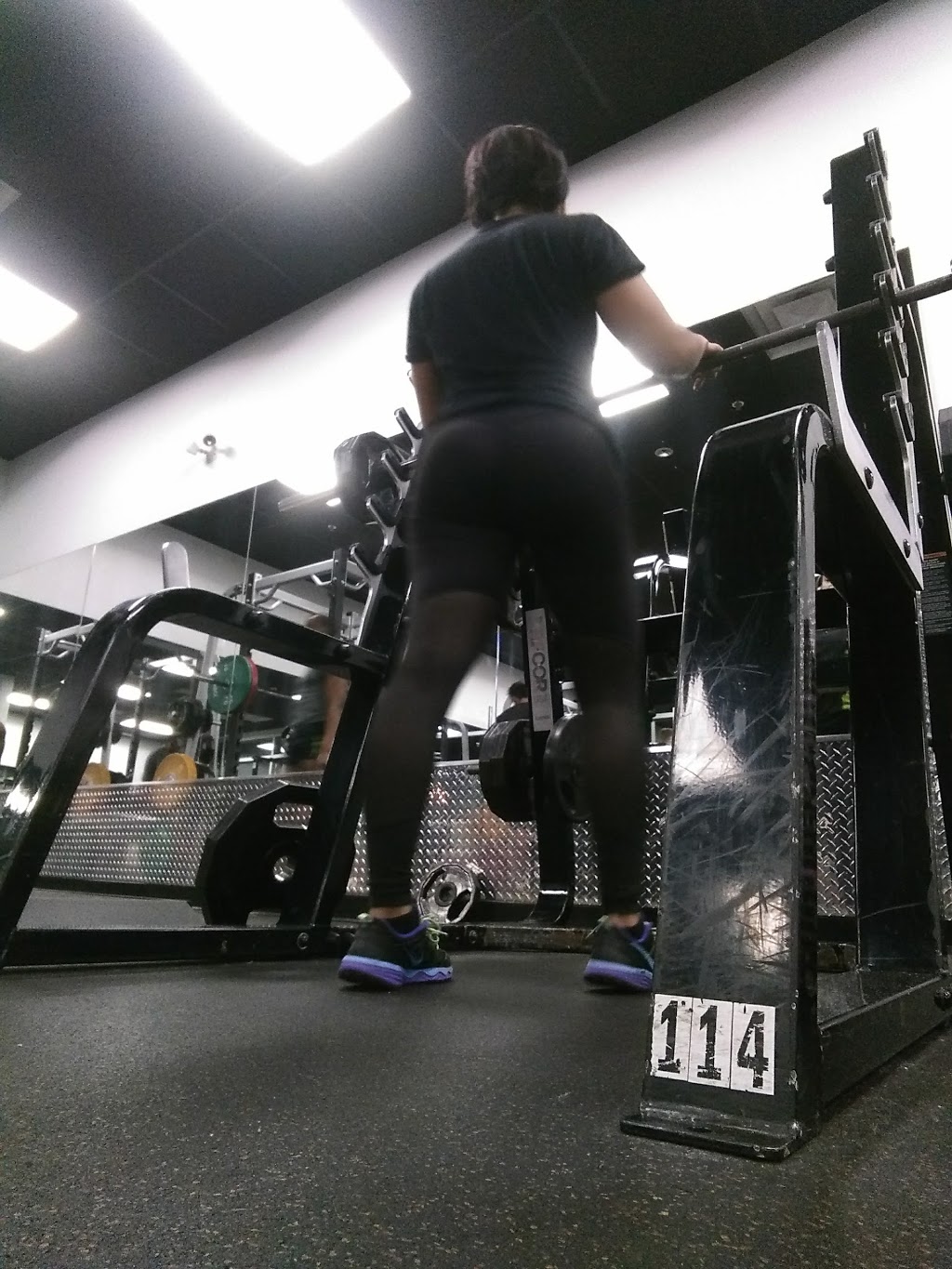 Golds Gym Langley | 19989 81a Ave, Langley City, BC V2Y 0C7, Canada | Phone: (604) 882-4653