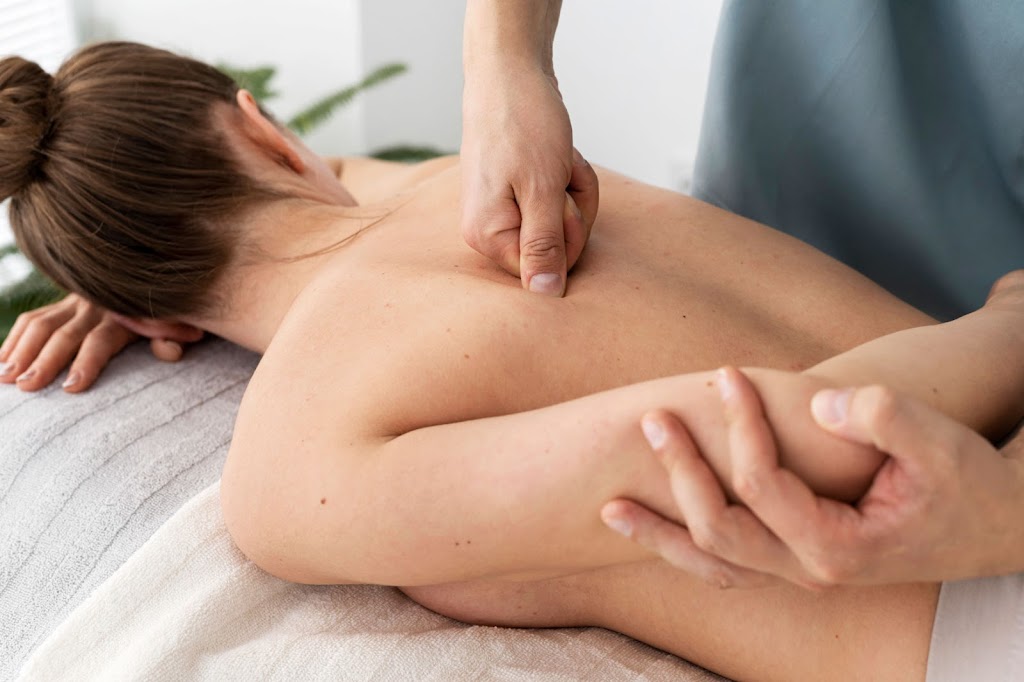 Come and Relax Dartmouth | 25 Boutiliers Ln, Dartmouth, NS B2X 2H6, Canada | Phone: (902) 240-7073