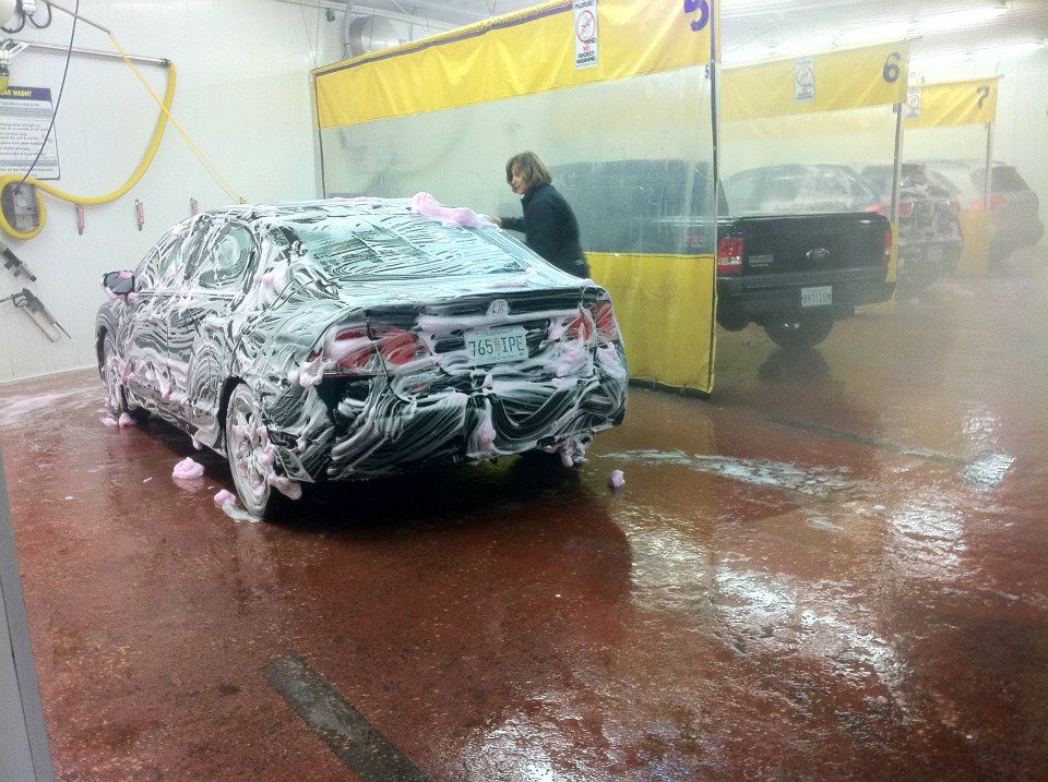 Gmorning Carwash | 605 Gray Ave, Saskatoon, SK S7N 3Y5, Canada | Phone: (306) 384-9274