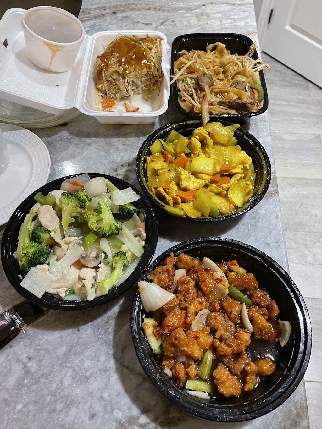 Golden Dragon Restaurant | 48a King St E, Colborne, ON K0K 1S0, Canada | Phone: (905) 355-3222