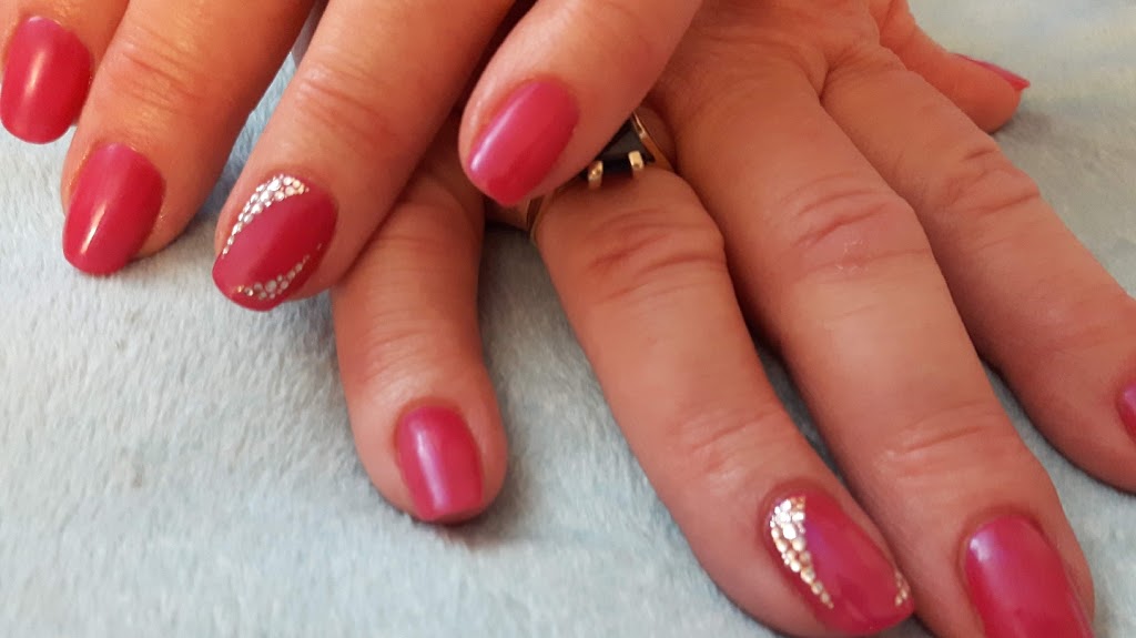 Beauty and the Beach | 94 Leo Blvd, Wasaga Beach, ON L9Z 1C5, Canada | Phone: (705) 321-0785